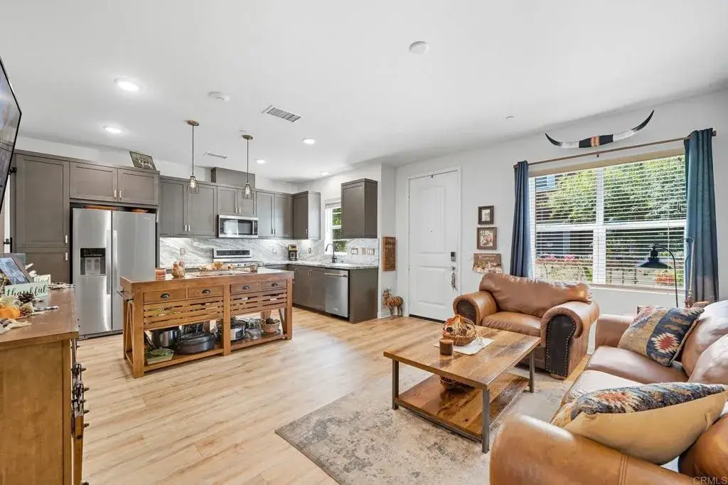 122 Diamante Road, San Marcos, CA 92078 - #1