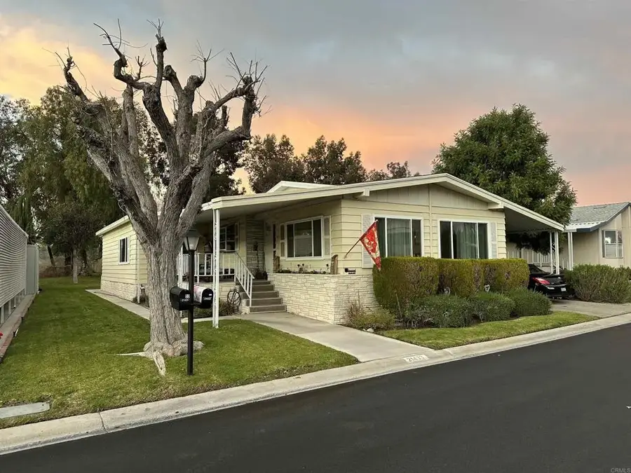 21433 Tumbleweed, Saugus, CA 91350 - Image #2