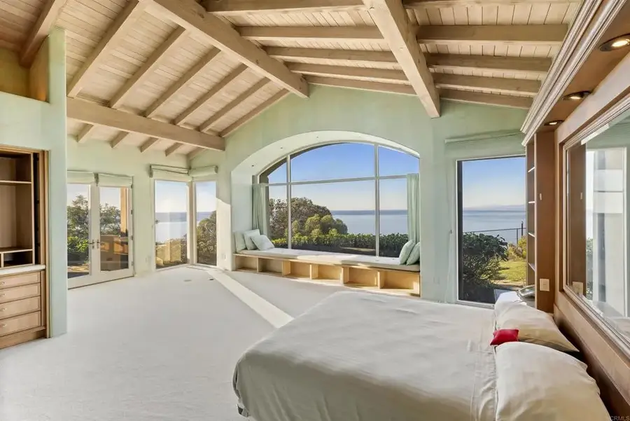 7301 Encelia Drive, La Jolla, CA 92037 - Image #2