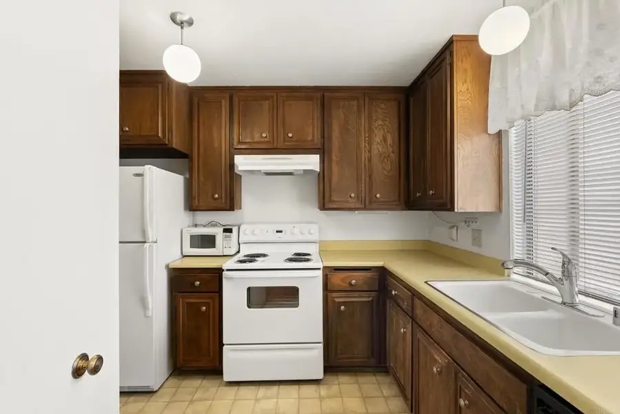 17463 Plaza Abierto #25, San Diego, CA 92128 - Image #2