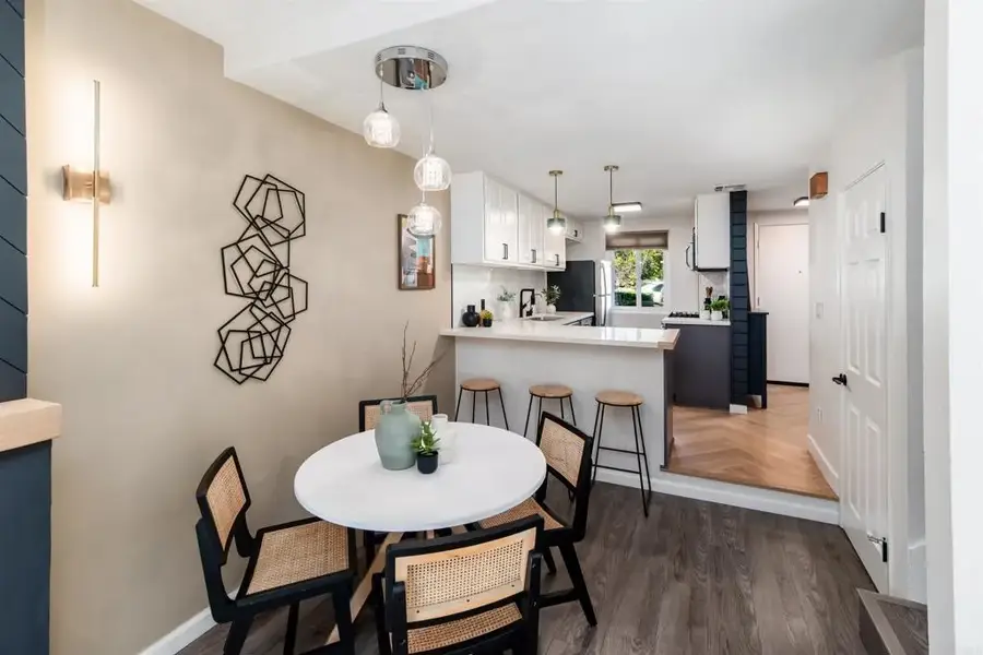 2349 Altisma Way #B, Carlsbad, CA 92009 - Image #2