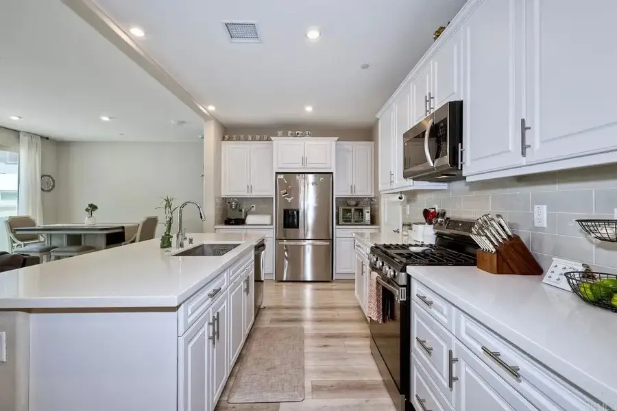 1715 Crabapple Way, Oceanside, CA 92056 - Image #3