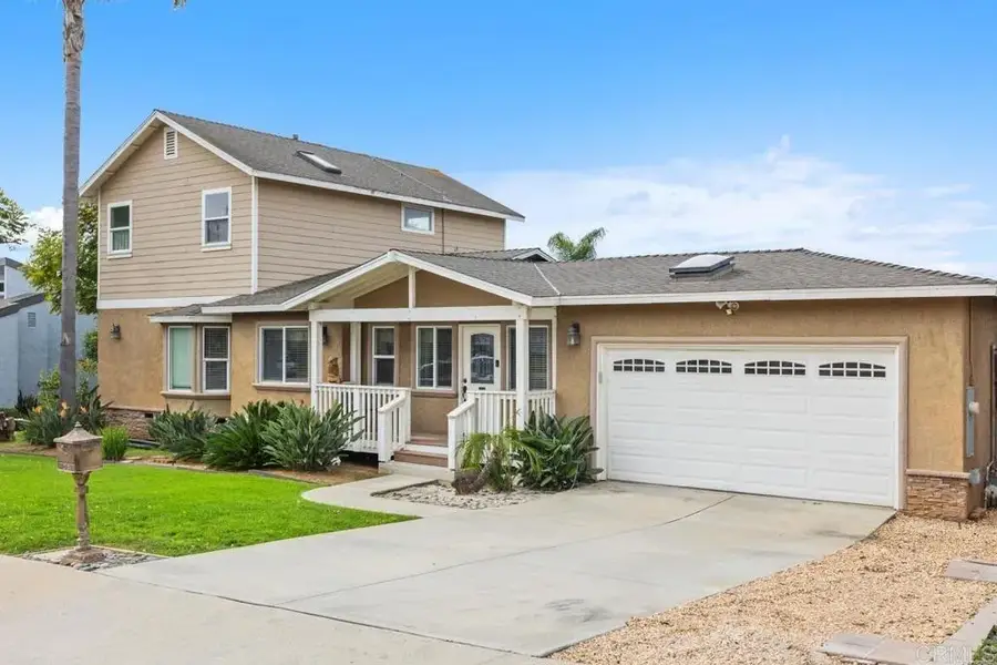 2725 Morning Glory Ln, Carlsbad, CA 92008 - Image #3