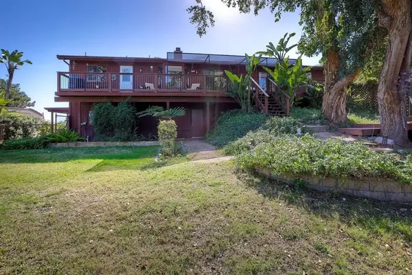 28242 Glenmeade Way, Escondido, CA 92026