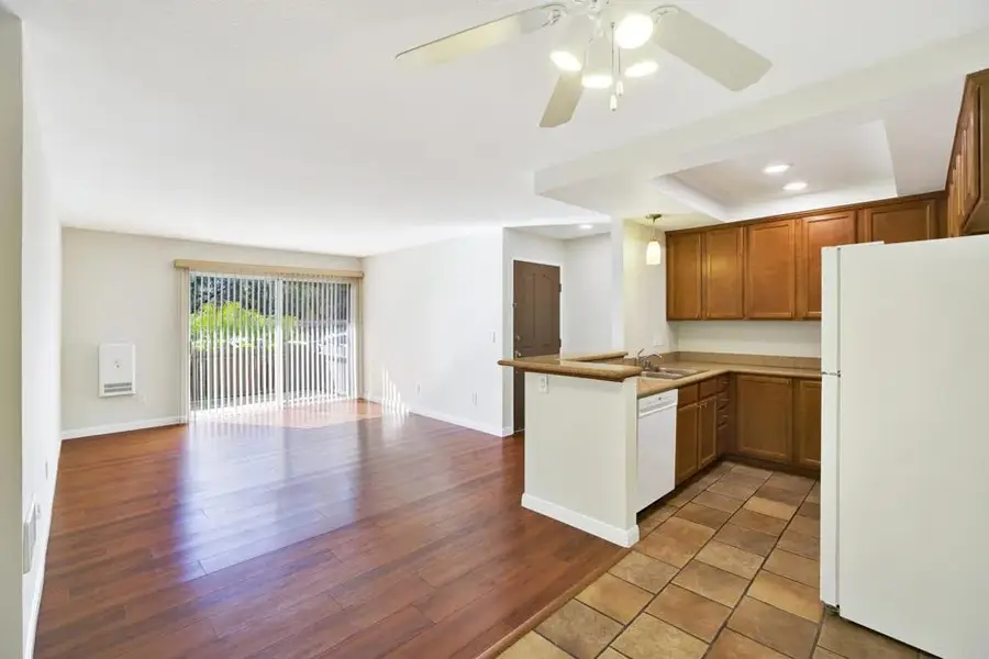 432 Edgehill Lane #169, Oceanside, CA 92054 - Image #2