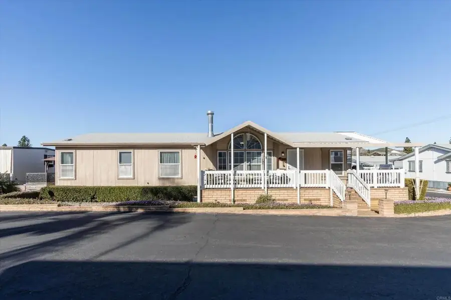 525 W El Norte Pkwy #116, Escondido, CA 92026 - Image #2