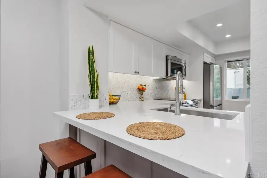 853 America Way, Del Mar, CA 92014 - #3