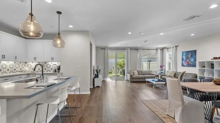 30491 De Caron Street, Murrieta, CA 92563 - #2