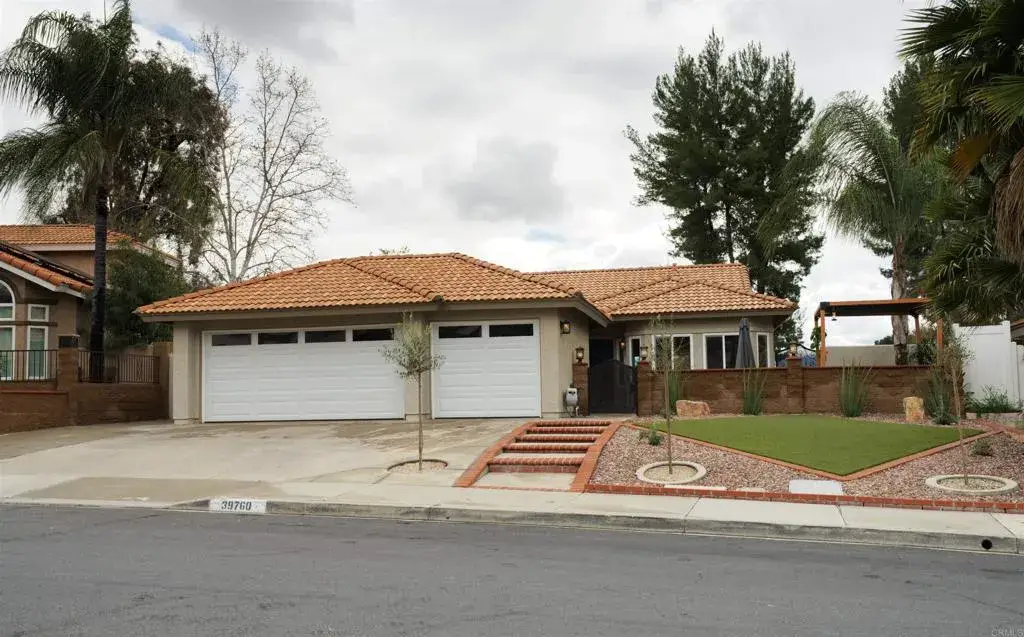 39760 Notting Hill Rd, Murrieta, CA 92563 - #1