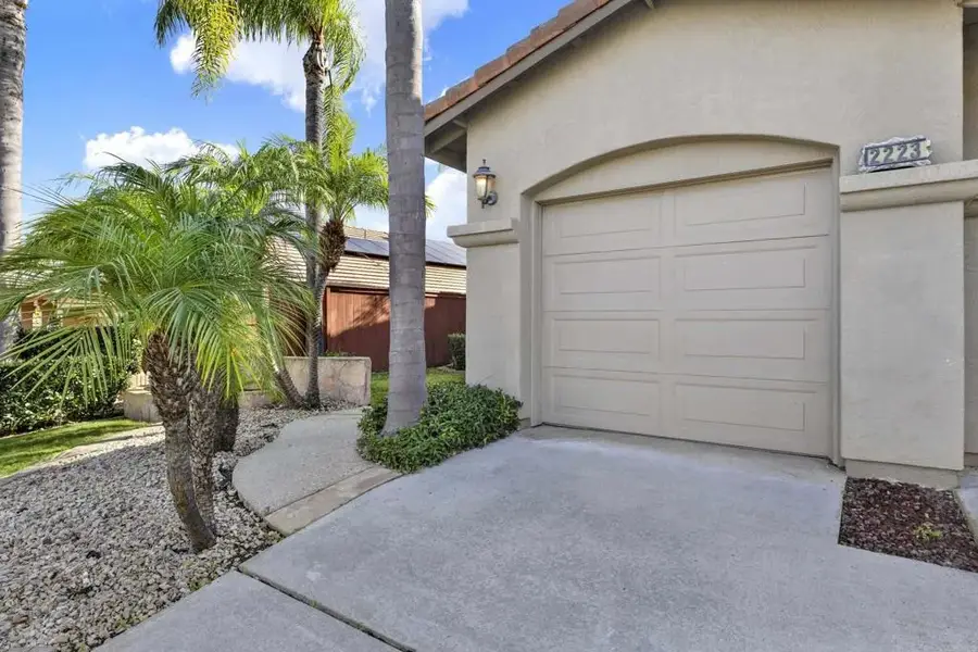 2223 Rock View Glen, Escondido, CA 92026 - #3