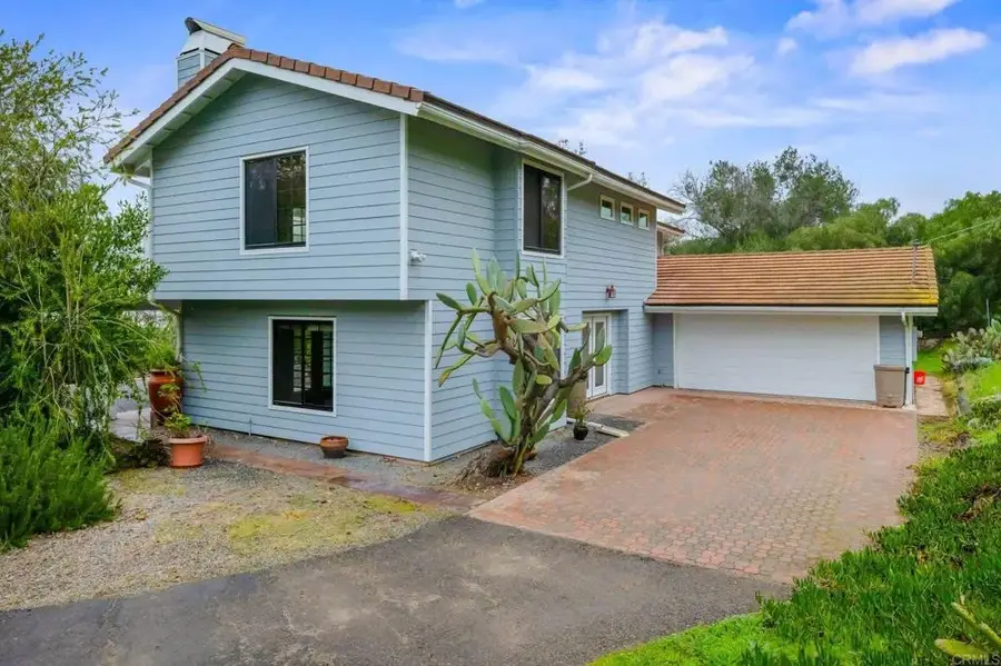 2278 Bautista Avenue, Vista, CA 92084 - #2