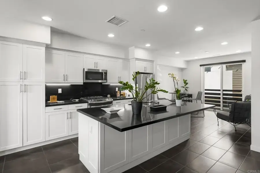 2563 State Street, Carlsbad, CA 92008 - #3