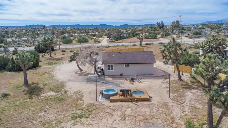57222 Hillcrest Dr, Yucca Valley, CA 92284 - #3