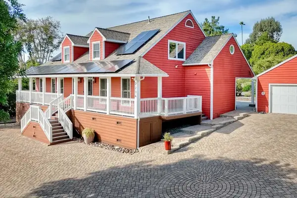 2234 Mira Sol Drive, Vista, CA 92084