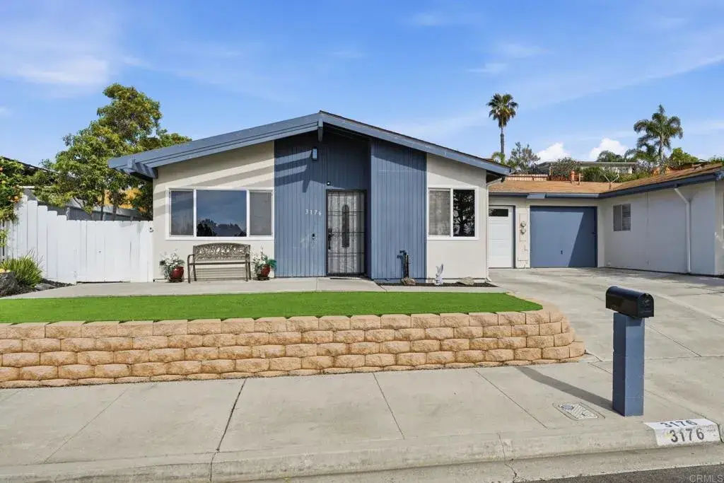 3176 Isabella Drive, Oceanside, CA 92056 - #1