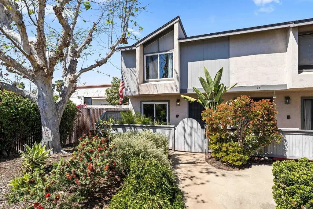 2135 E Valley #28, Escondido, CA 92027 - #1