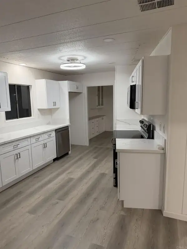 16079 Yarnell Southeast #Space 5C, Sylmar, CA 91342