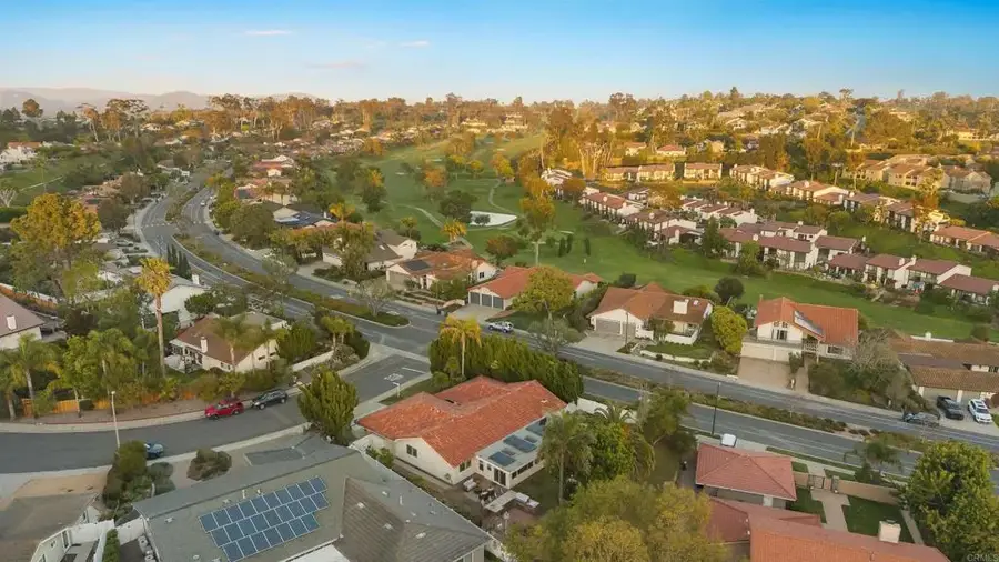 843 Santa Regina, Solana Beach, CA 92075 - #2