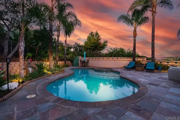 16355 Whispering Oaks Drive, Ramona, CA 92065