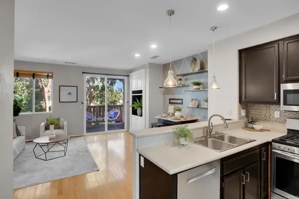 6068 Paseo Salinero, Carlsbad, CA 92009