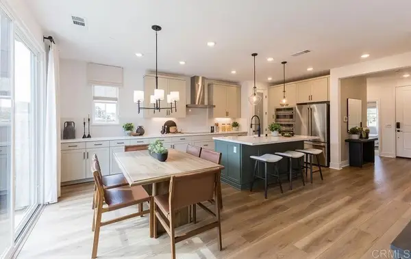 716 Miravar Place, Vista, CA 92081