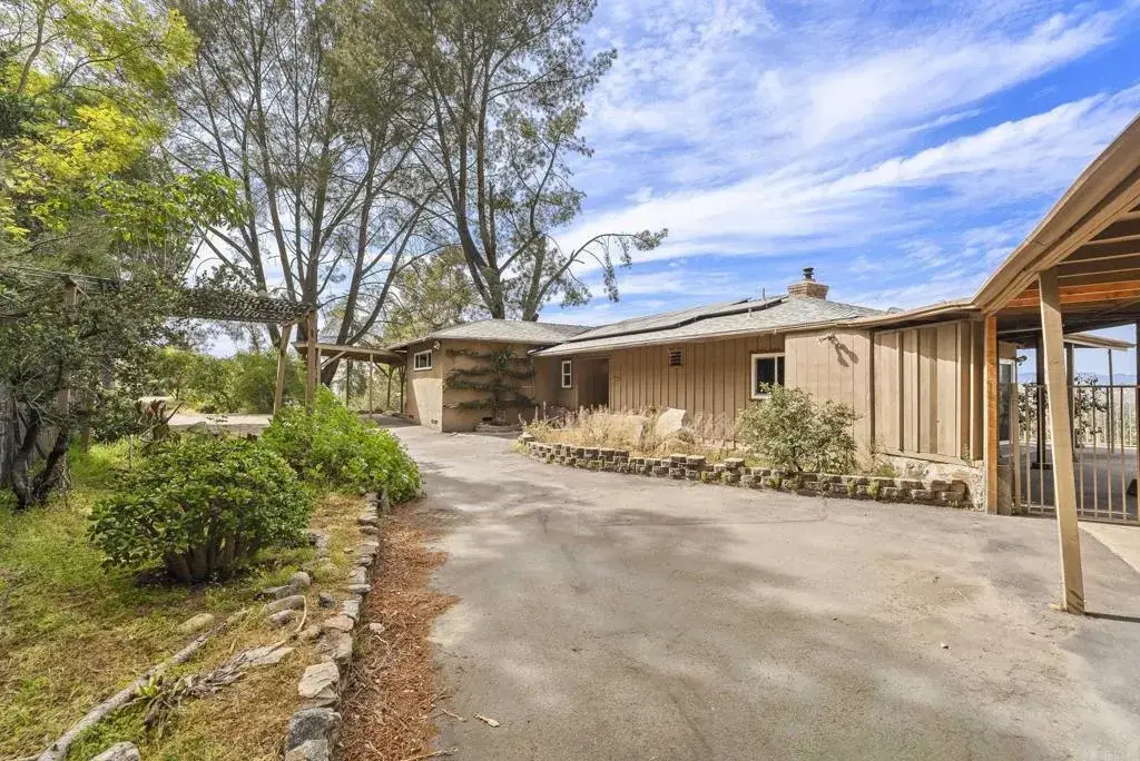 899 Van Horn Rd, El Cajon, CA 92019 - #1