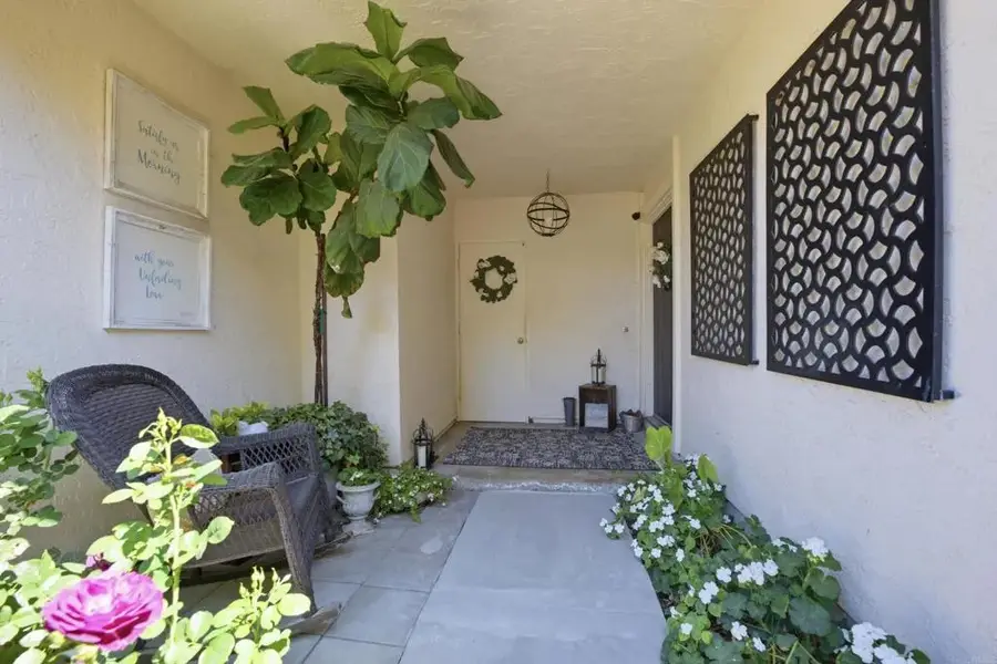 8979 Capcano Road, San Diego, CA 92126 - #2