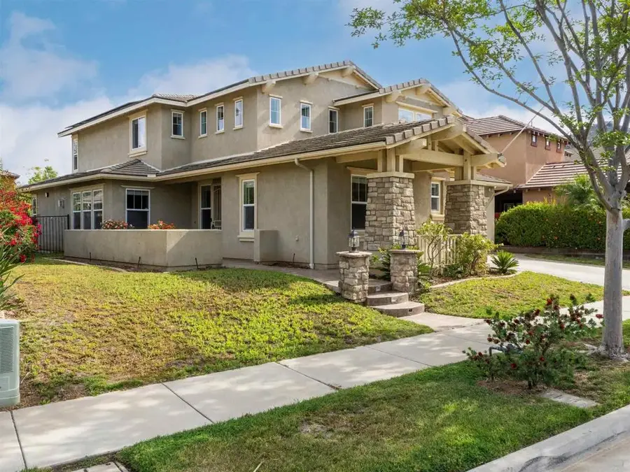 588 Dana Lane, Escondido, CA 92027 - #2