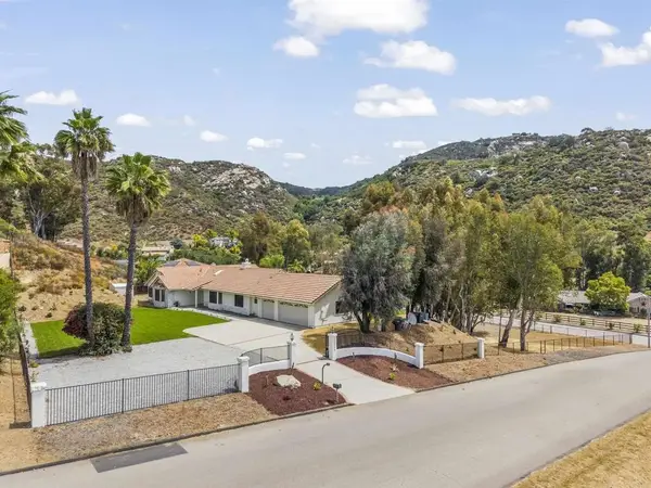 25945 Forest Drive, Escondido, CA 92026