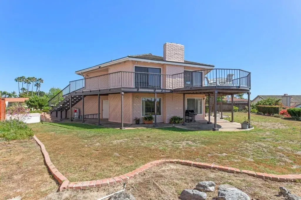 7619 Cortina, Carlsbad, CA 92009 - #1