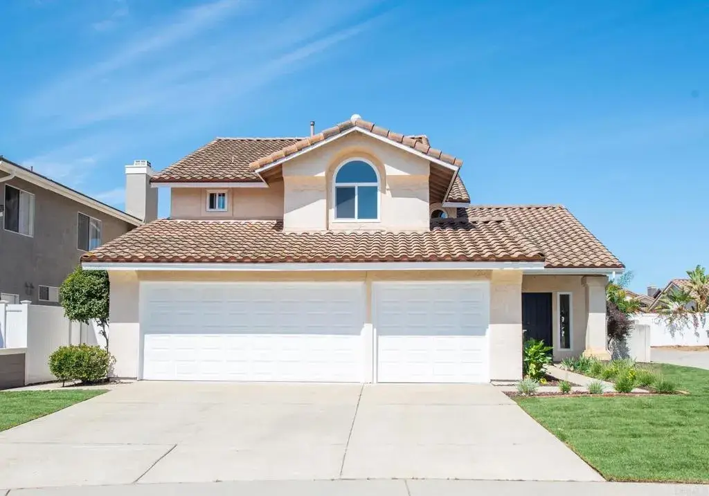 2038 Ridgeline Avenue, Vista, CA 92081 - #1