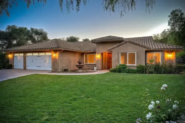 1285 S Stage Coach Ln, Fallbrook, CA 92028
