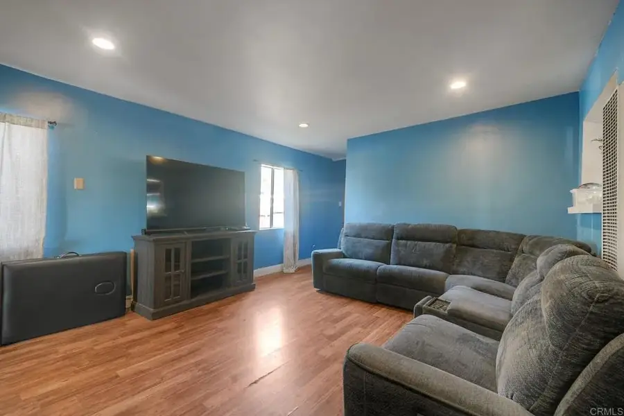 412 W 9th Avenue, Escondido, CA 92025 - #2