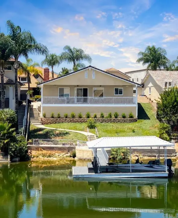 30194 White Wake Drive, Canyon Lake, CA 92587