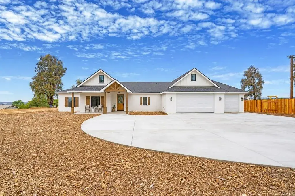 1547 Dickey Street, Fallbrook, CA 92028 - #1