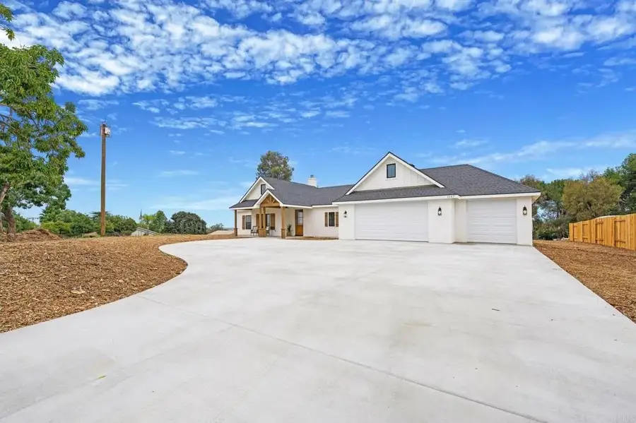 1547 Dickey Street, Fallbrook, CA 92028 - #3