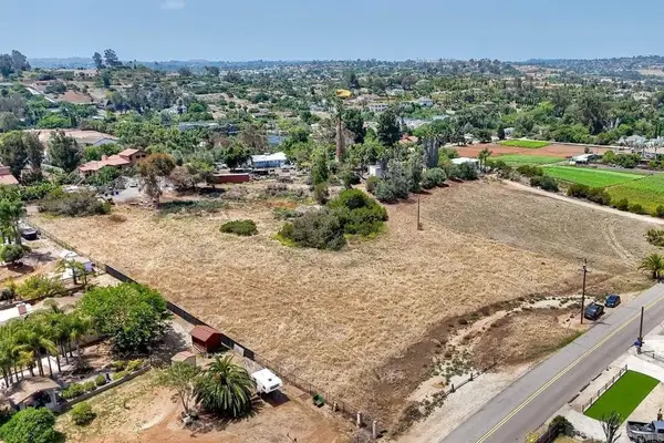 Barsby St., Vista, CA 92084
