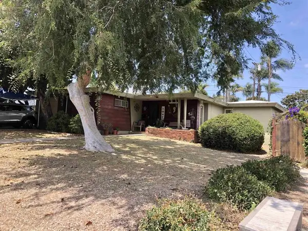 3752 Poe Street, San Diego, CA 92107