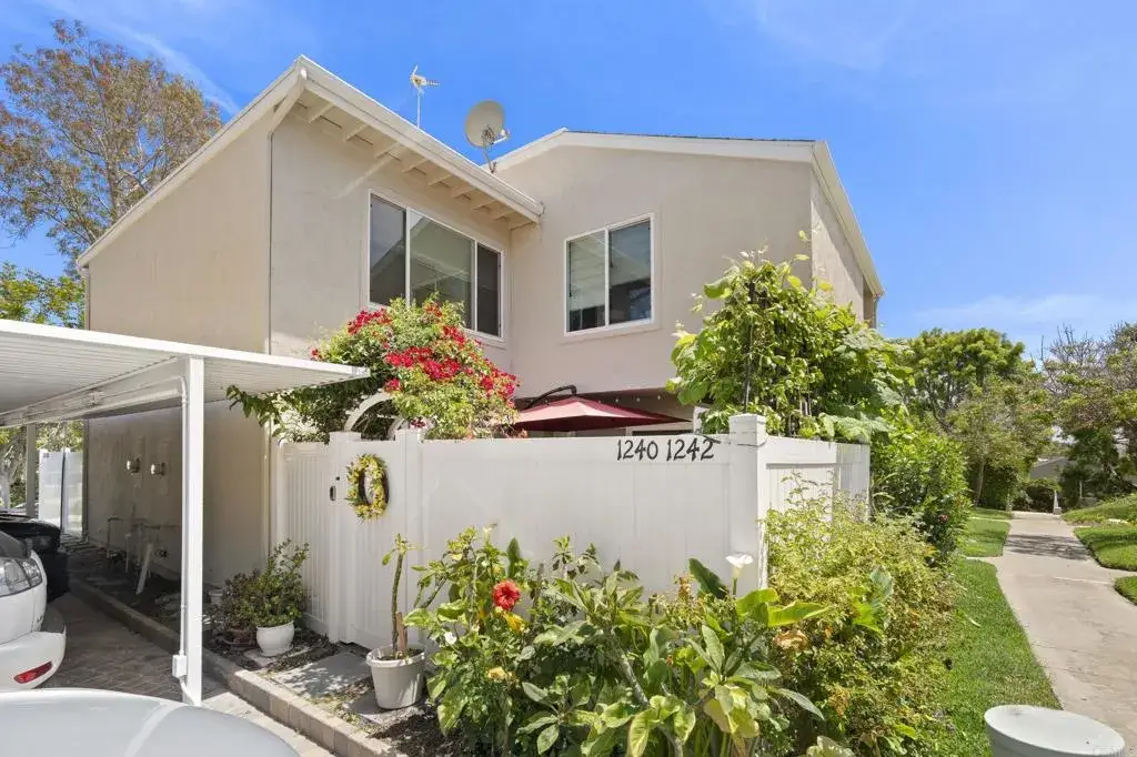 1240 Evergreen Dr, Cardiff By The Sea, CA 92007 - #1