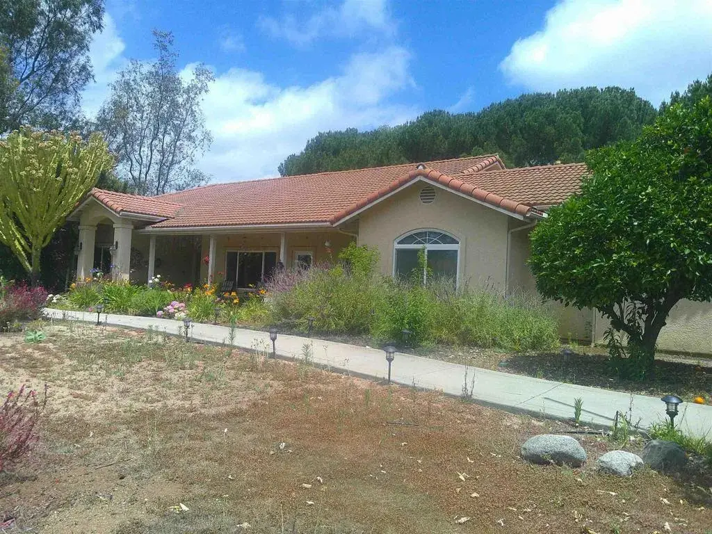 1534 Linda Street, Fallbrook, CA 92028 - #1