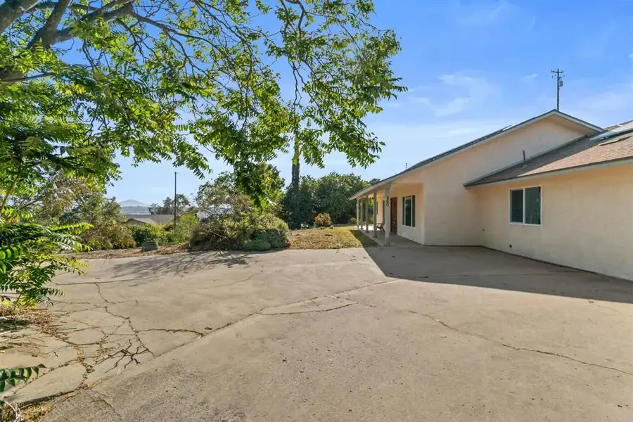 460 Pile Street, Ramona, CA 92065 - #2