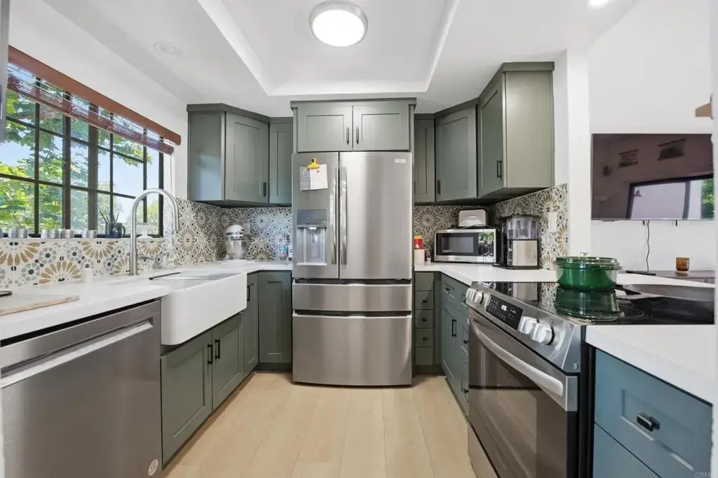2815 New Castle Way, Carlsbad, CA 92010 - #1