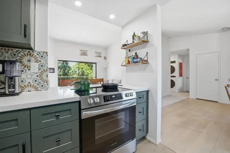 2815 New Castle Way, Carlsbad, CA 92010 - #3