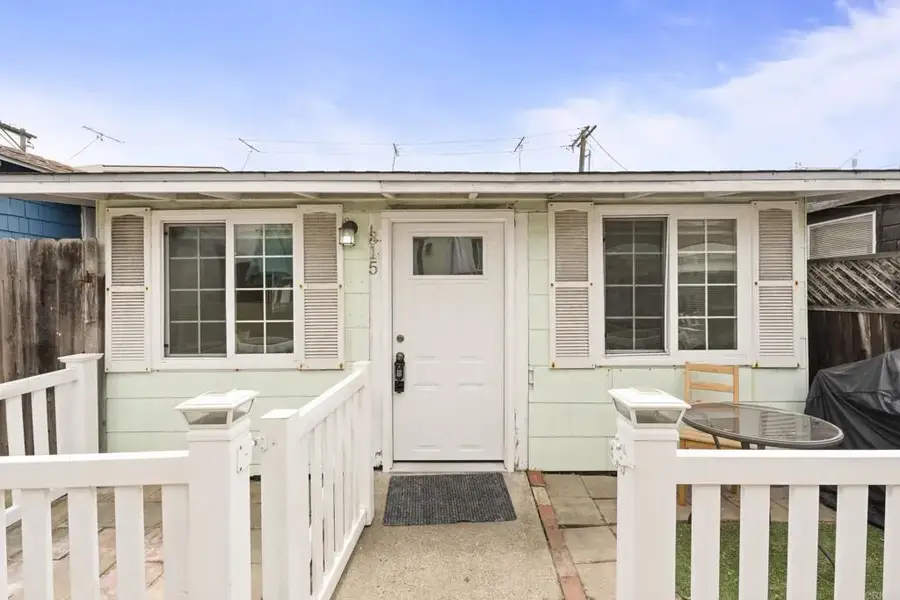 815 Pismo Court, San Diego, CA 92109 - #2