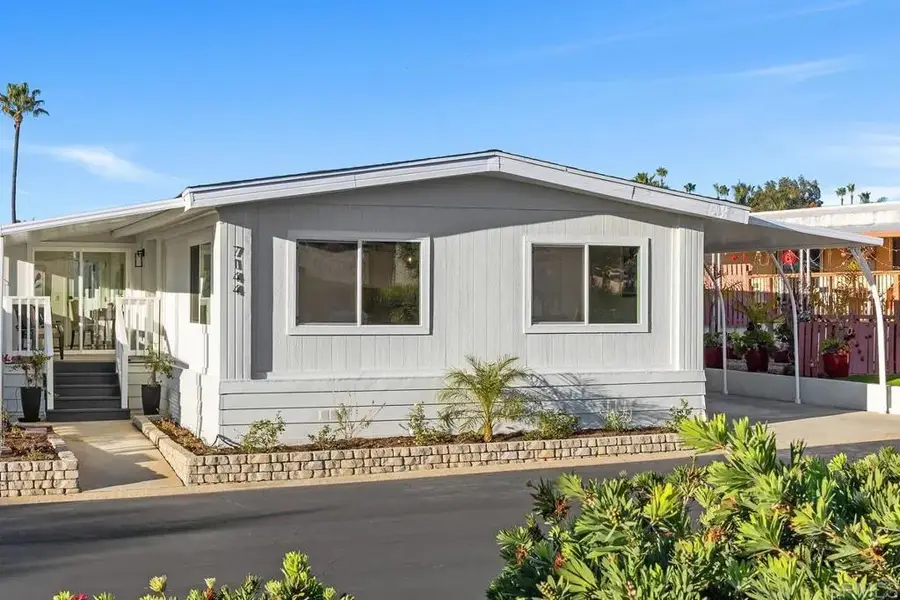 7144 Santa Rosa, Carlsbad, CA 92011 - #3