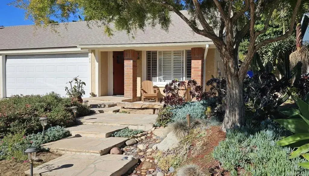 960 Woodlake Dr, Cardiff By The Sea, CA 92007 - #1