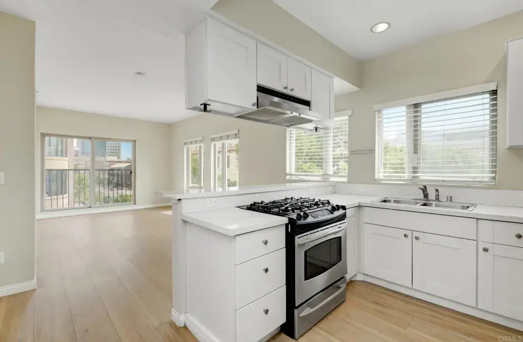 450 J St #4131, San Diego, CA 92101 - #1