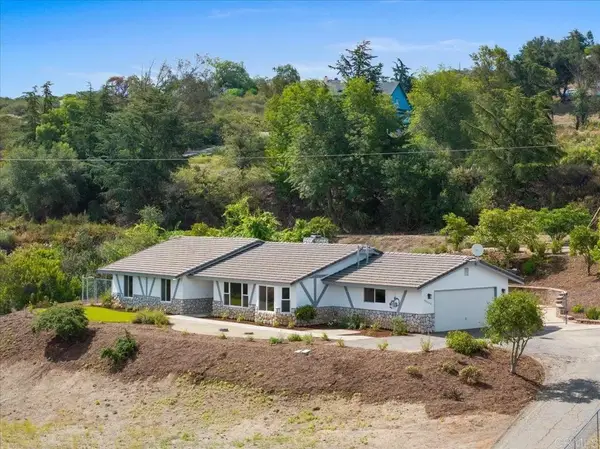30552 Callejo Feliz Terrace, Valley Center, CA 92082