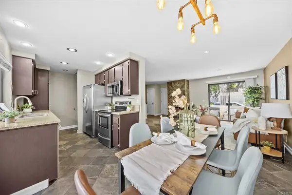 2710 Ariane Drive #3, San Diego, CA 92117