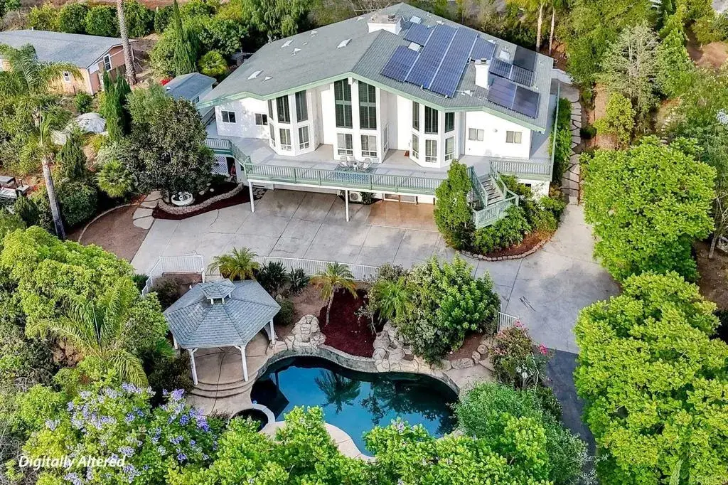 2039 E Mission Road, Fallbrook, CA 92028 - #1